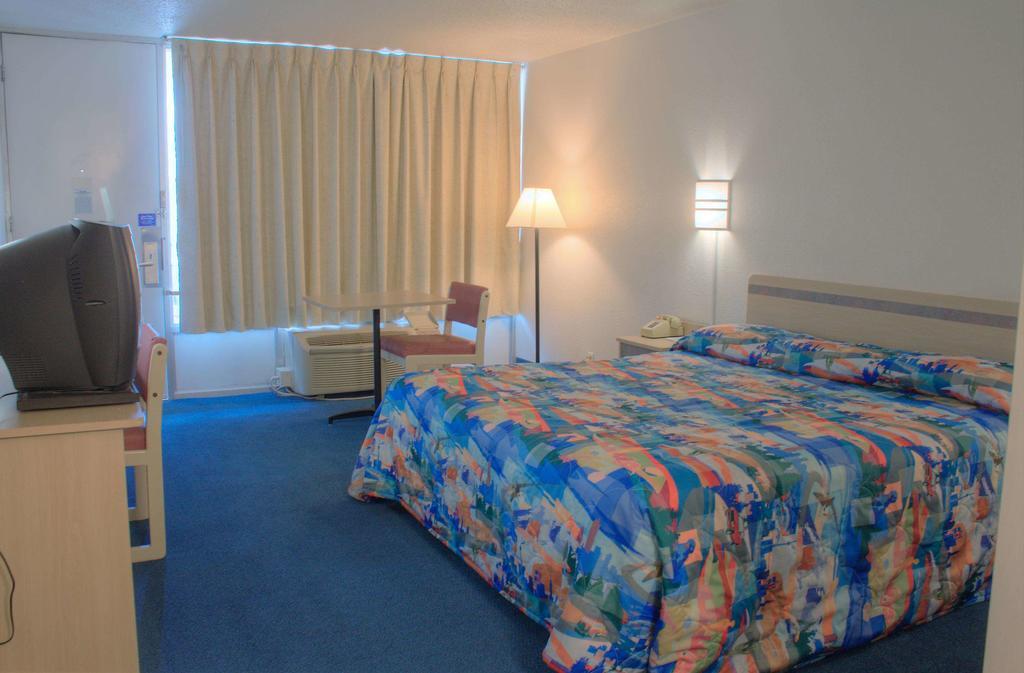 Vagabond Inn Эль-Пасо Экстерьер фото